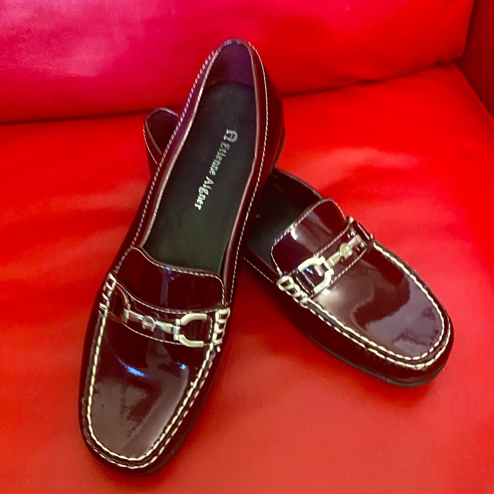 ETIENNE AIGNER PATENT LOAFERS SIZE 7
